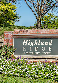 the sign at highland ridge apartments at Highland Ridge Apartments, Overland Park , KS 66210