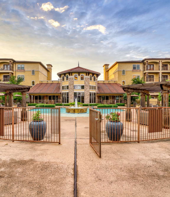 Aventine At Kessler Park