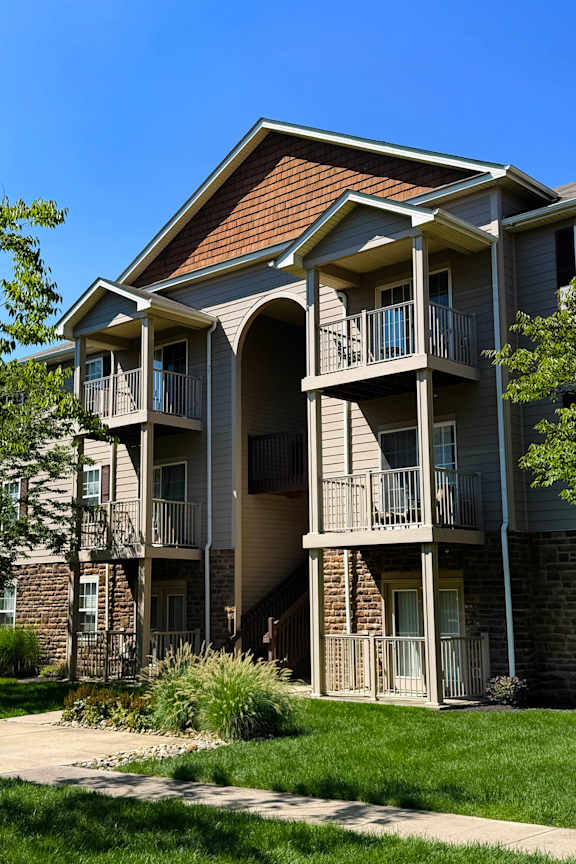 the preserve at ballantyne commons apartment living room  at The Residences at Liberty Crossing, Columbus, Ohio