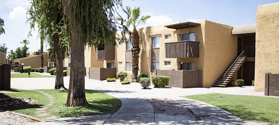 Madera at Metro Apartments in Phoenix, Arizona Exterior