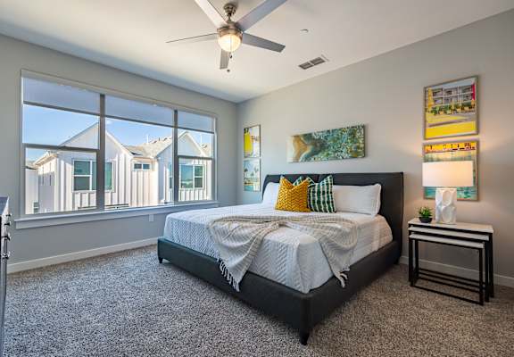 Beautiful Bright Bedroom With Wide Windows at Villae ATX Luxury Rental Townhomes, Manchaca, TX