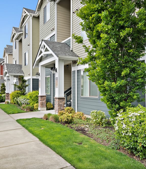 Simon's Mill Apartments in Edgewood, WA