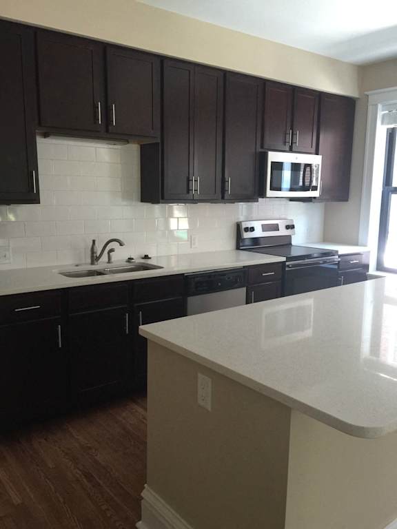 736 Eastgate Kitchen