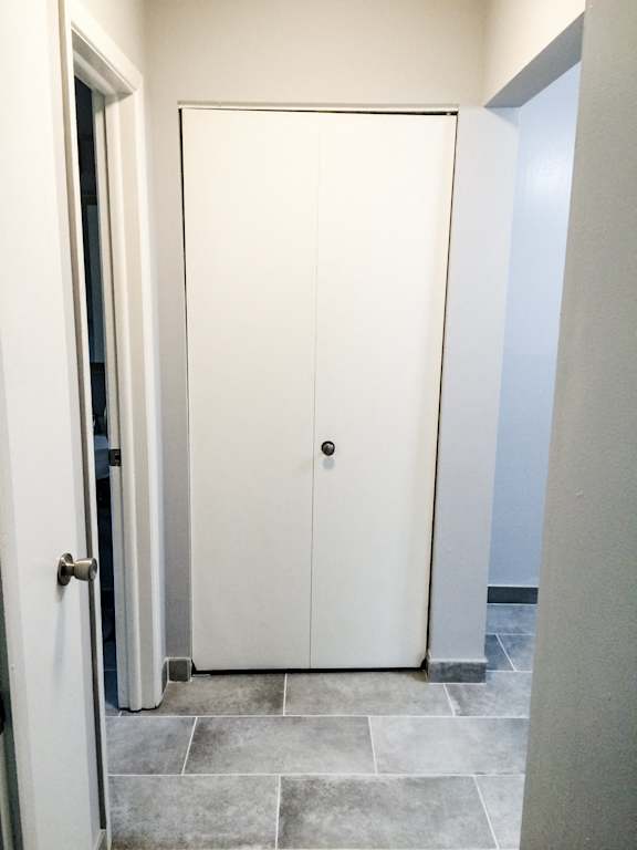 Eastlake Terrace 1 Bedroom Hallway