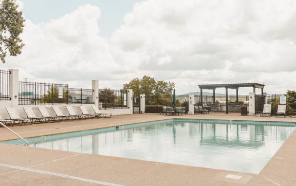 the swimming pool at the resort at governors crossing
