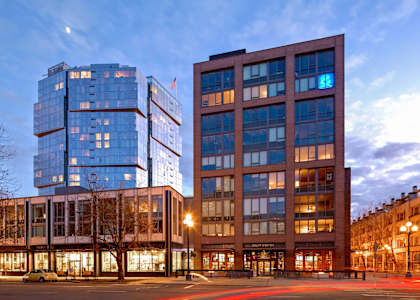 the building in which the hotel is located