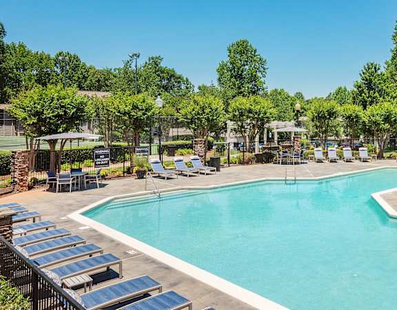 Cheswyck at Ballantyne Apartments resort-style pool and spa