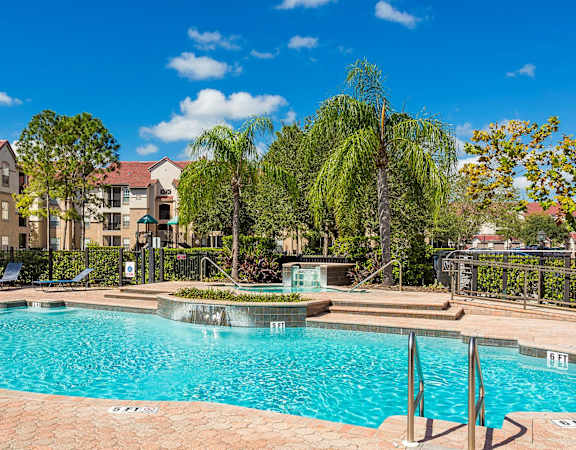Egrets Landing Apartments resort-style pool area