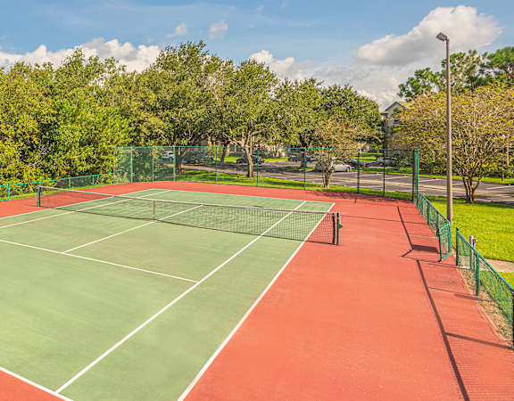 Versant Place Apartments tennis court