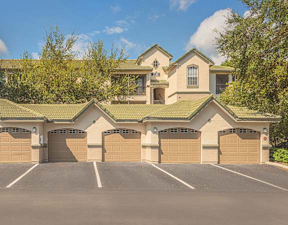 Versant Place Apartments garages