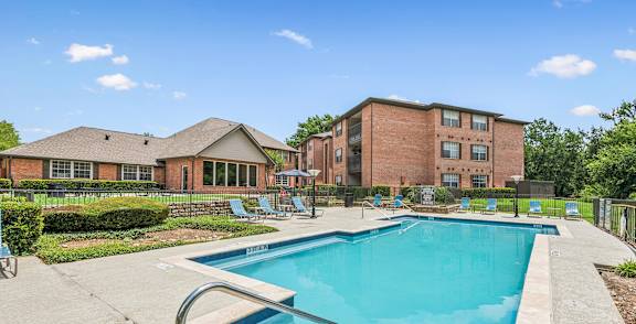 Swimming pool at Valley Ridge Apartments in Lewisville TX
