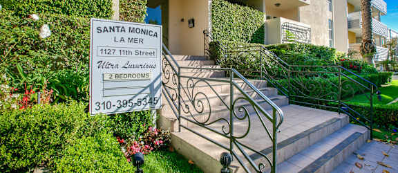 Apartment Building in Santa Monica