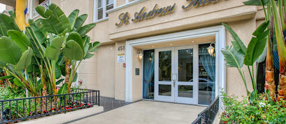 Apartment Building in Los Angeles
