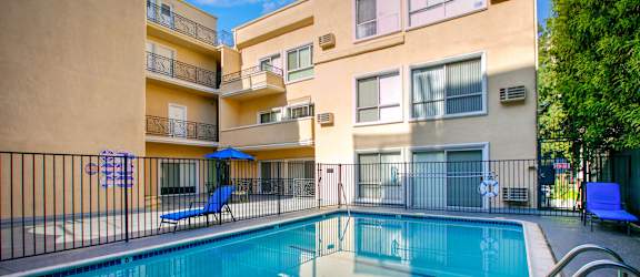 Apartment Building Pool in Los Angeles