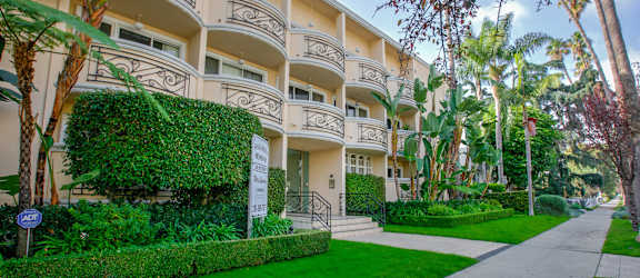 Apartment Building in Santa Monica