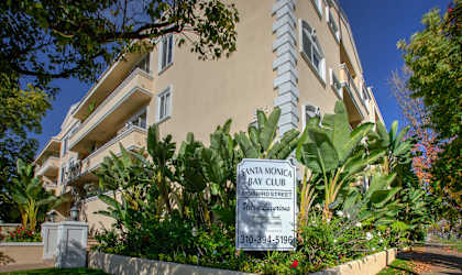 Apartment Building in Santa Monica