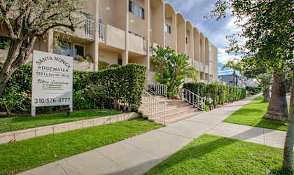 Apartment Building in Santa Monica