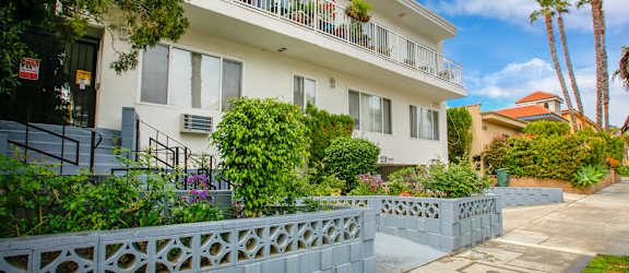 Apartment Building in West Hollywood