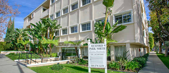 Apartment Building in Beverly Hills