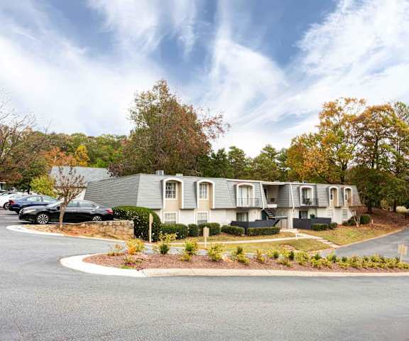 property building at Elea Apartments in Marietta, GA