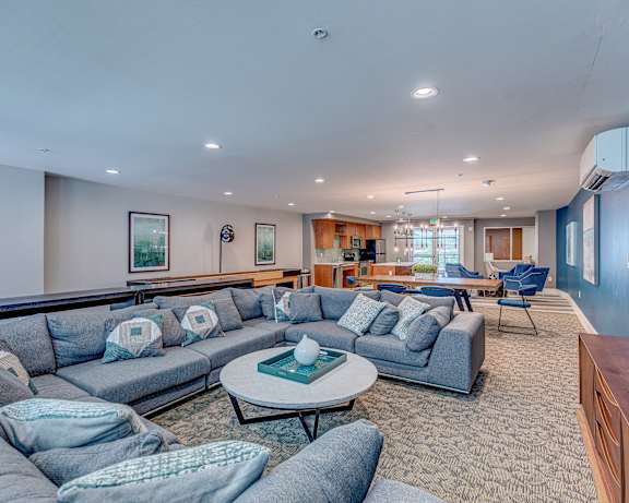 Photo Gallery Image