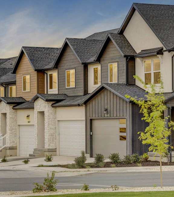 An exterior view of Mt. Rainier townhomes for rent in SLC.