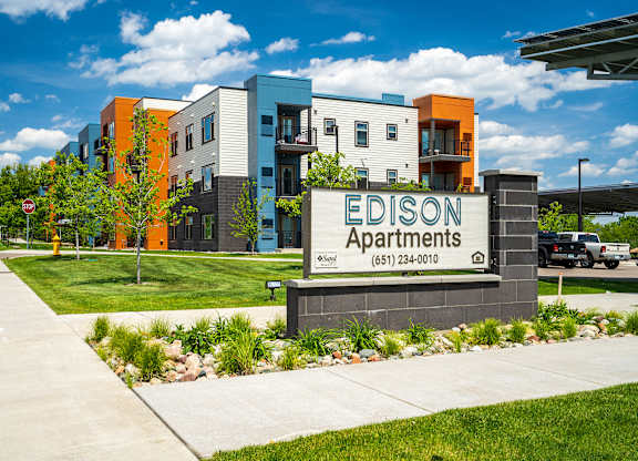 Edison I Entrance