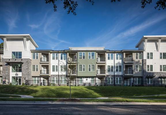 Exterior Landscape at Address East End, Raleigh North Carolina