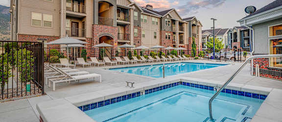 the pool at the outlook apartments worth