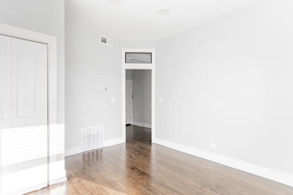 2957-S2 (One Bedroom)