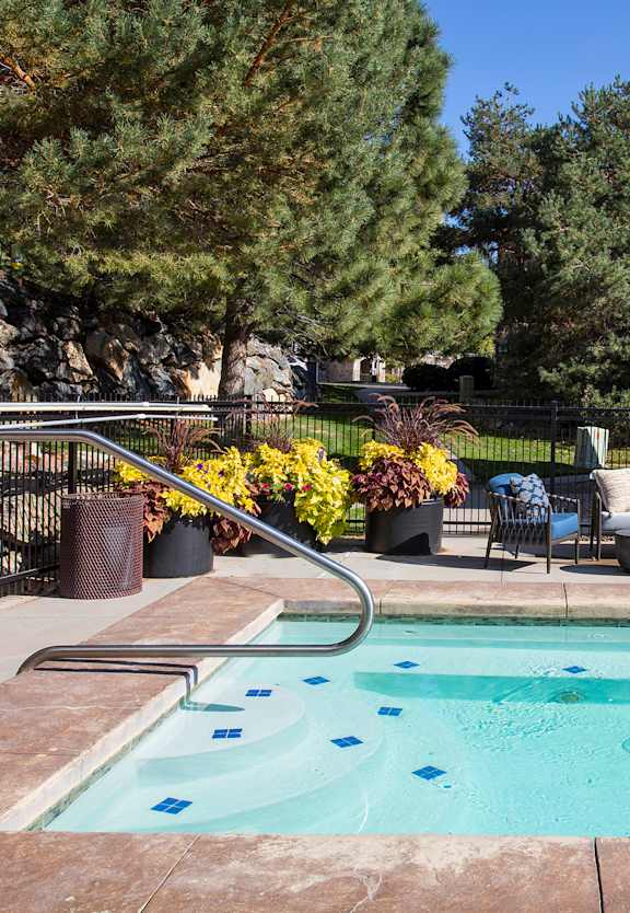 Hot Tub Views at Stone Cliff Apartments