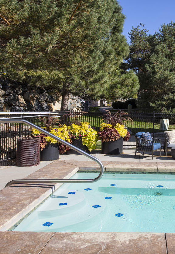 Hot Tub Views at Stone Cliff Apartments
