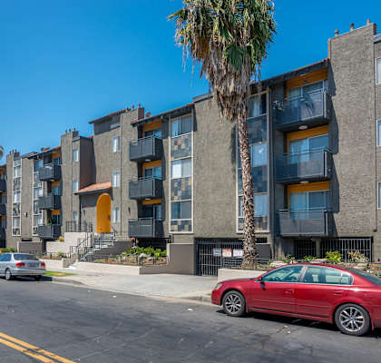 339 Ardmore Exterior