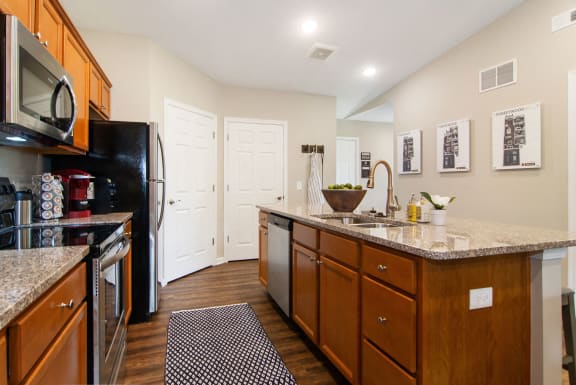 Valley City Ohio Apartment Rentals Redwood Valley City Kitchen with Full Walkin Pantry