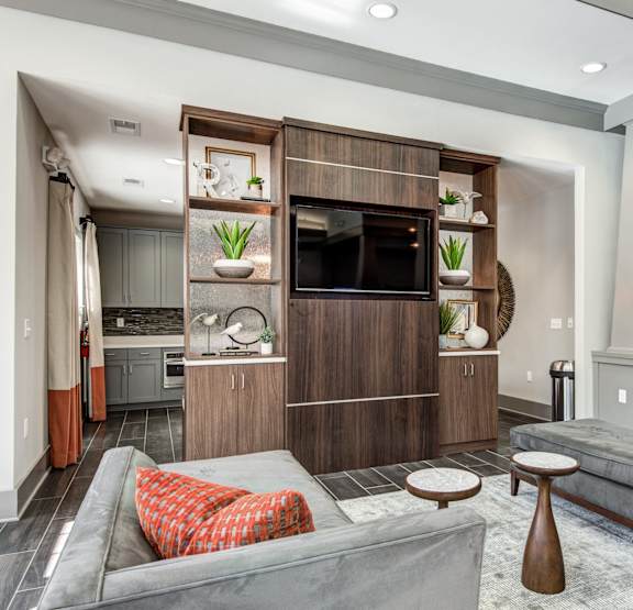 A resident lounge at The Retreat Apartments, Roanoke, Virginia