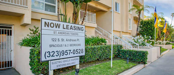 Apartment Building in Los Angeles