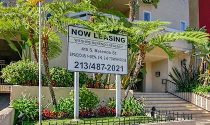 Apartment Building in Los Angeles