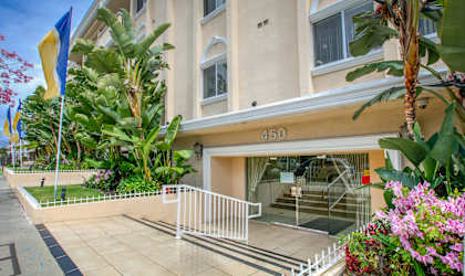 Apartment Building in Los Angeles