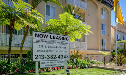 Apartment Building in Los Angeles