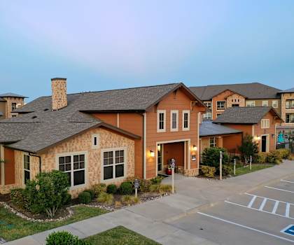 Exterior at The Legend, Waco, TX
