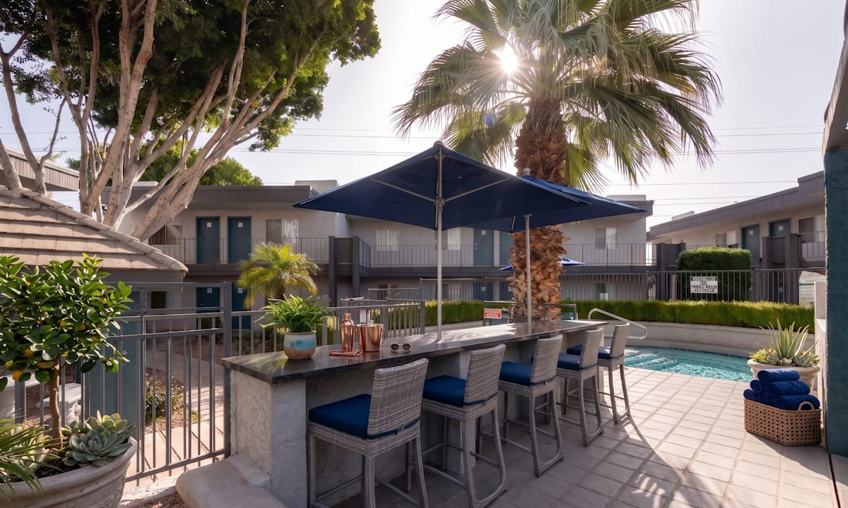 Camelback Cove Apartments 6 of 12