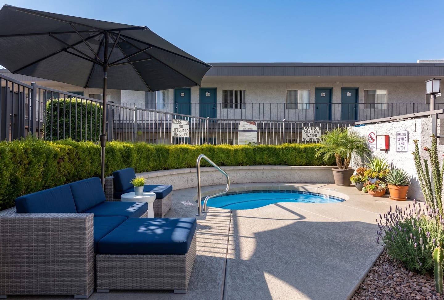 Camelback Cove Apartments in Phoenix, AZ 38 of 90