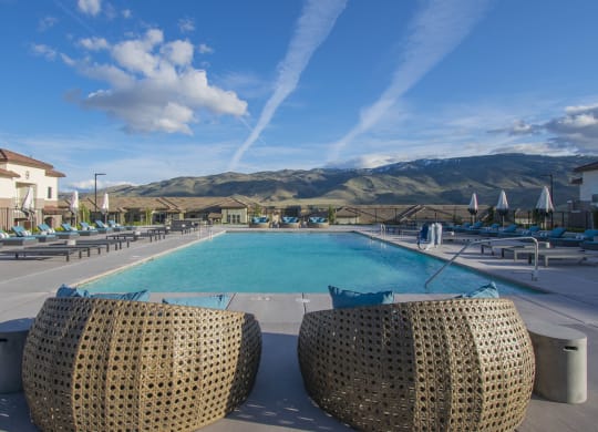 Vida Luxury Living Apartments Reno, NV Pool Deck