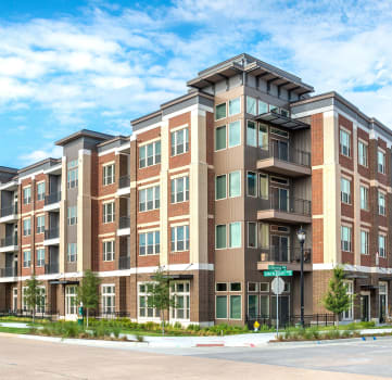 Waterford Market Apartments Outdoor View Apartments in Frisco, TX