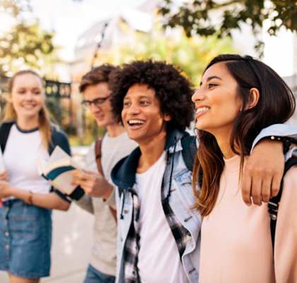 Students walking to Gateway Apartments near Chico State CA