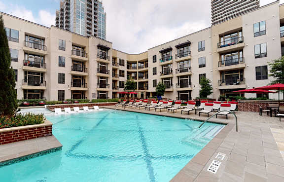 Pool at Block 334 Apartments in Houston TX