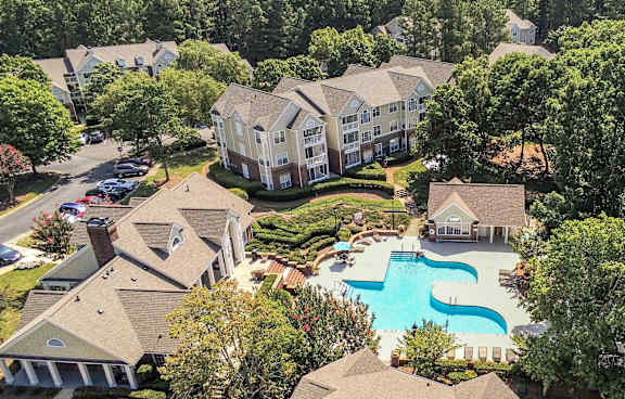 Legacy Arboretum Apartments aerial view of community