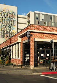 Neighborhood at The Geffen, Los Angeles, 90038