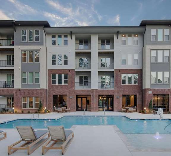 Broadstone Trailside Modern Pool Exterior Photo