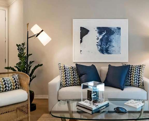 Amerige Pointe Apartment Living Room Interior Photo